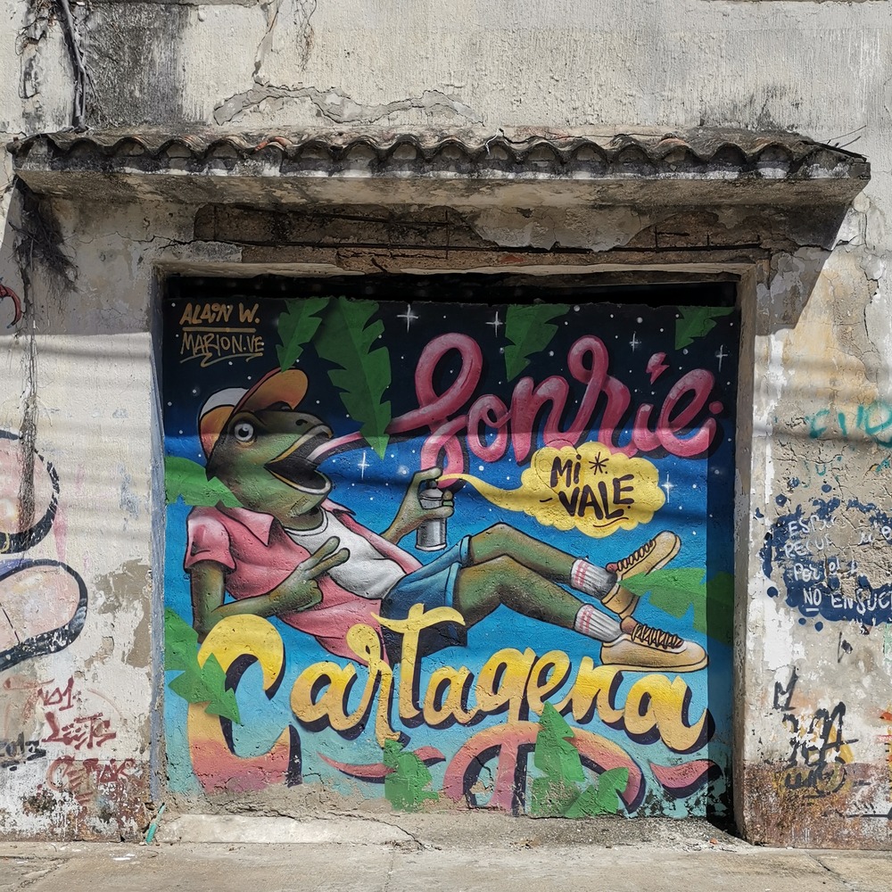 Street art in Cartagena in spanish writing
